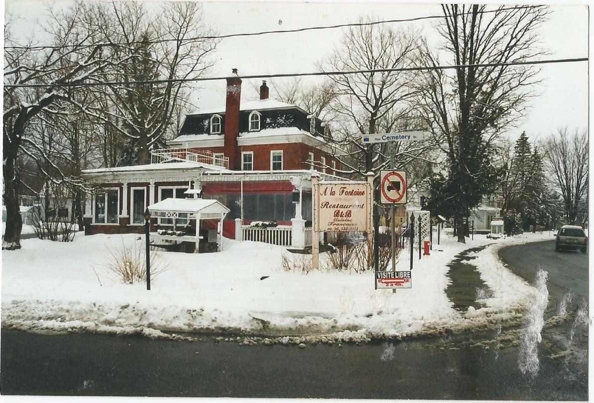 Auberge A La Fontaine Sutton Buitenkant foto